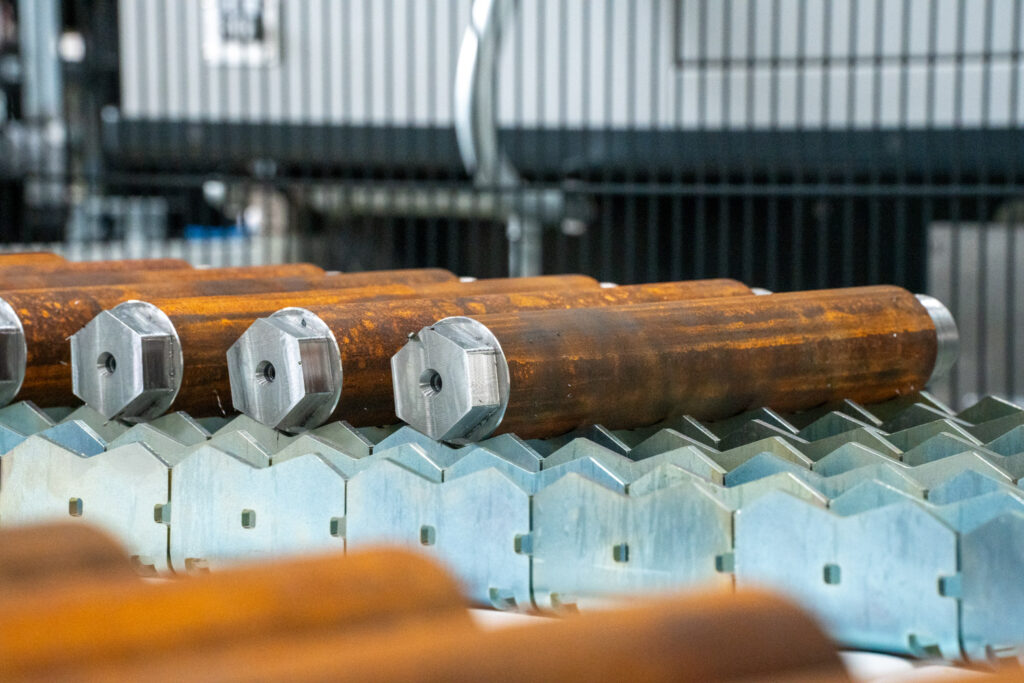 Kloeckner Metals Germany: Inbetriebnahme der automatisierten All-in-One-Anlagen zur Endenbearbeitung am Standort Velten