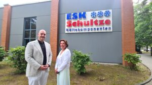 Besuch der Bürgermeisterin von Velten und der Wirtschaftsförderin bei ESK Schultze